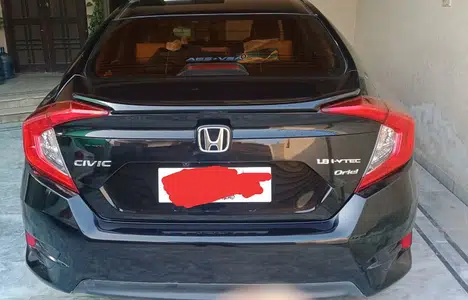 109,000 km • 2017 Honda civic X ug 2017 for sale